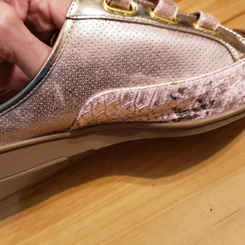 JOAN BOYCE SLIP ON SHOES/SNEAKERS/MULES SIZE 8.5 GOLD AND PINK - Picture 7 of 12